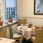 Hotel Peterchens Mondfahrt 3*