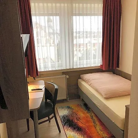 فندق Peterchens Mondfahrt فولدا