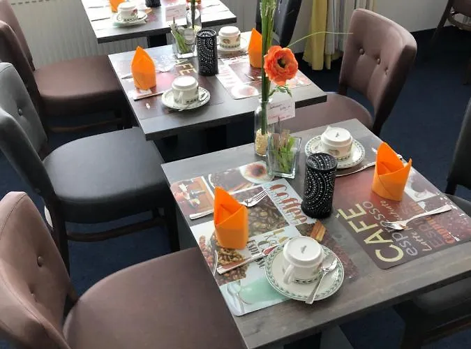 Hotel Peterchens Mondfahrt 3*